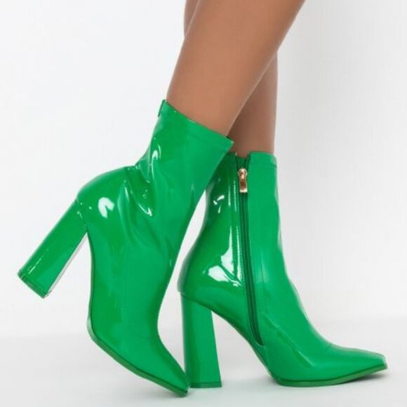AZALEA WANG DO YOUR THANG CHUNKY HEEL BOOTIE IN GREEN ( BRAND NEW !!!!!!!!!!!!!!